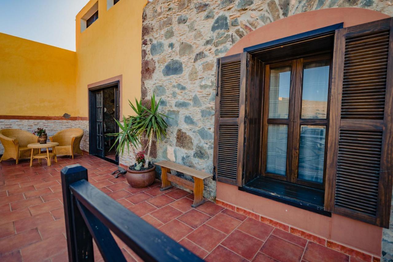 Hotel Rural Huerto Viejo Tesejerague Kültér fotó